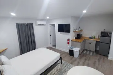 Vermont Suites