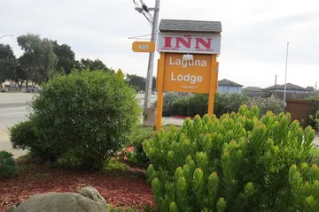 Laguna Lodge