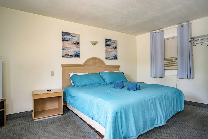 Room 3 of 17