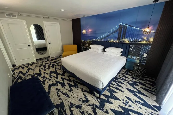 Room 5 of 71