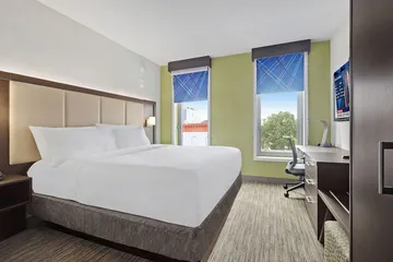 Hotel 1200
