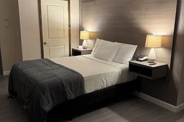 Dream Hotel Bronx