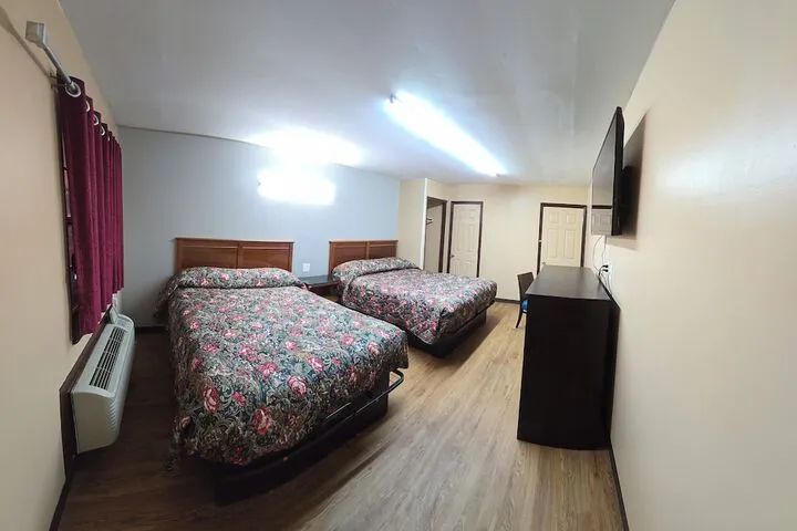 Room 2 of 6