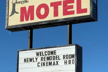 Peddlers Inn Motel