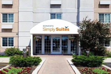 Sonesta Simply Suites Chicago OHare Airport