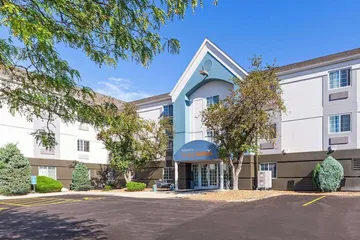 Sonesta Simply Suites St. Louis Earth City