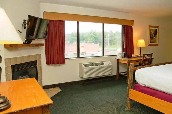Room 4 of 56