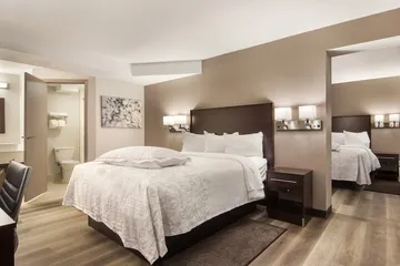Red Roof Inn PLUS+ & Suites Erie