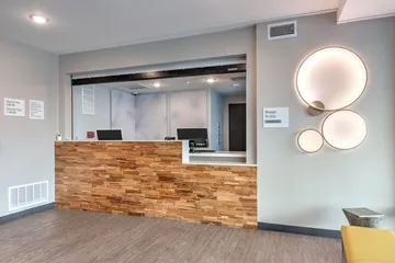 ECHO Suites Extended Stay by Wyndham Dallas Plano / Richardson