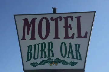 Burr Oak Motel