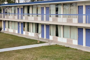 Motel 6 Marianna FL