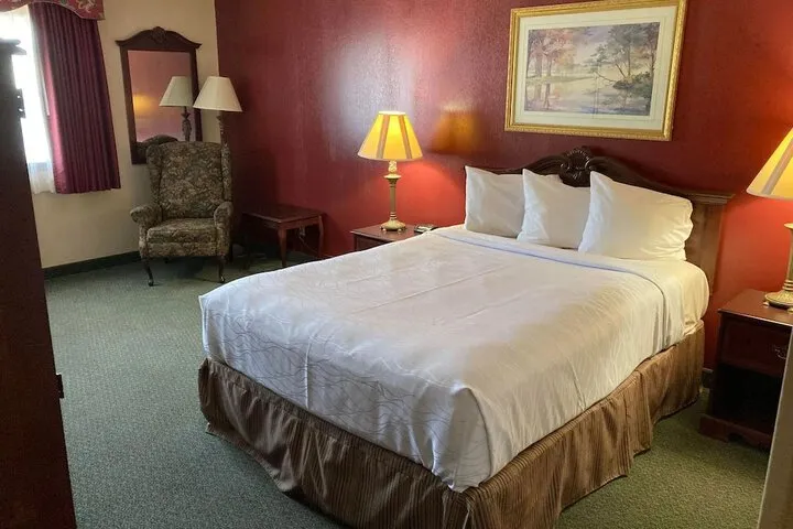 Room 2 of 9