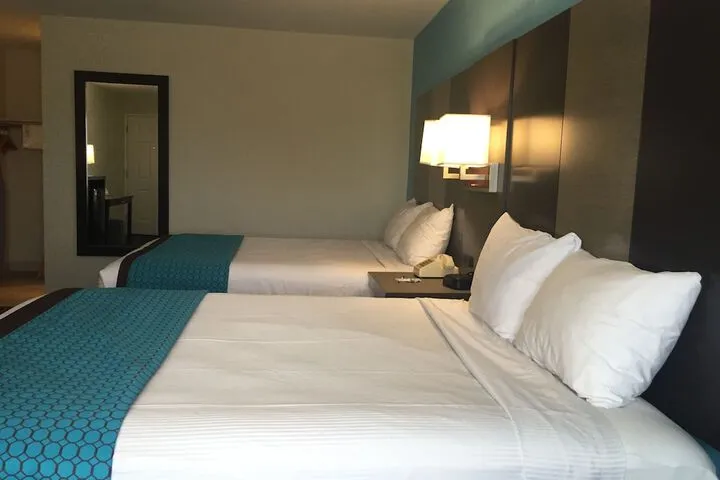 Room 5 of 48