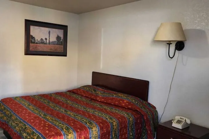 Room 5 of 21