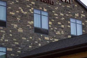 Little Missouri Inn & Suites New Town