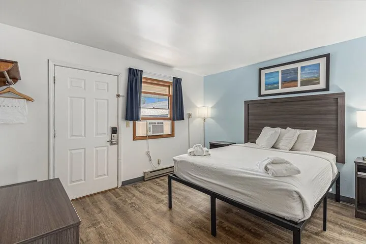 Room 5 of 219