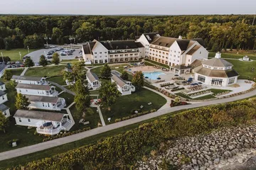 The Lodge at Geneva-on-the-Lake