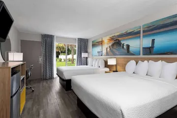 Days Inn by Wyndham Wildwood I-75