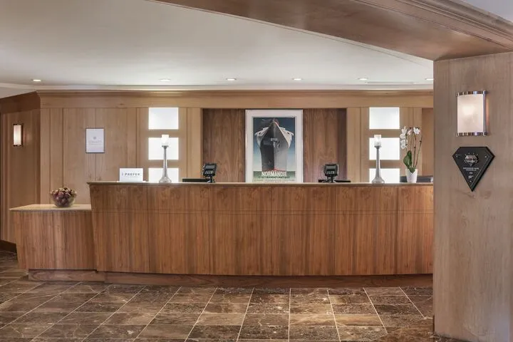 Hotel Interior 5 of 63