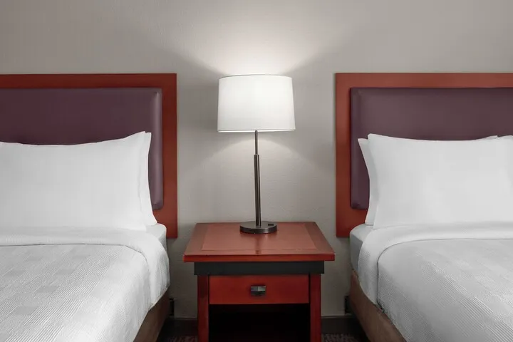 Room 4 of 30