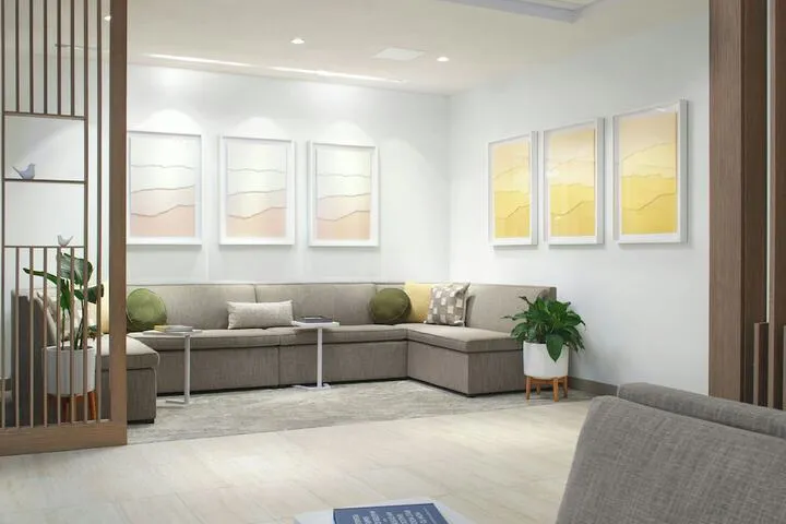 Lobby lounge
