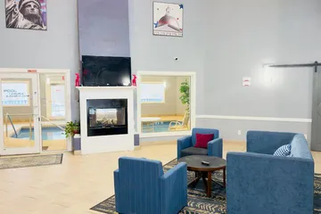 AmericInn by Wyndham Lake Mills