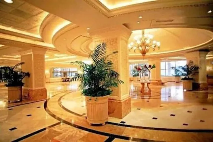 Hotel Interior 5 of 100