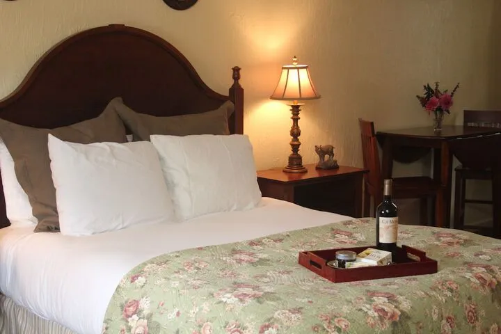 Room 2 of 35