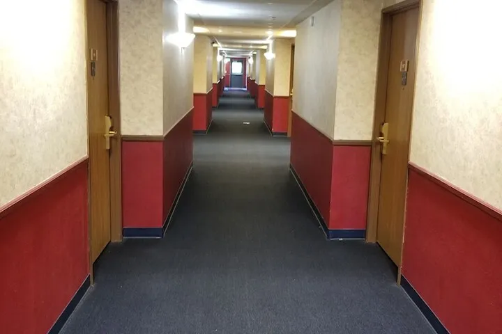 Ballroom/Hall 4 of 5
