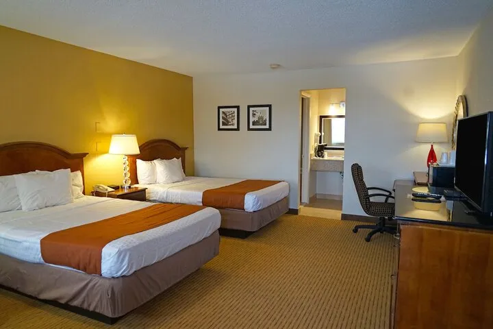 Room 5 of 43