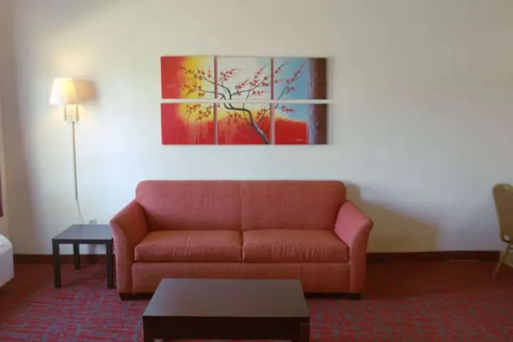 Room 3 of 30