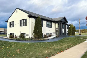 DTW Suites