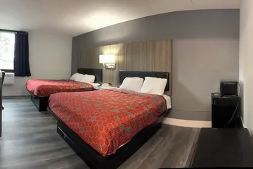 Blueway Inn & Suites Roseville