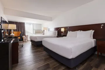 Strata Hotel