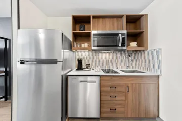 Everhome Suites San Bernardino - Loma Linda