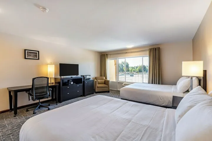Room 5 of 19