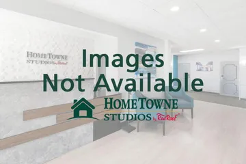 HomeTowne Studios by Red Roof Chantilly