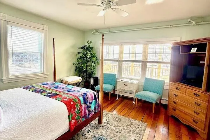 Room 5 of 69