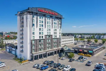 Carriage House Hotel & Conference Centre