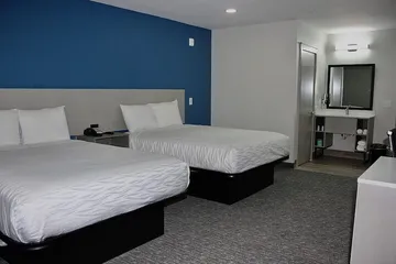 Hummingbird Hotel