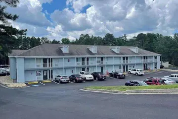 Live in Lodge