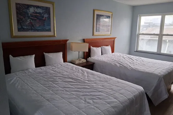 Room 3 of 18