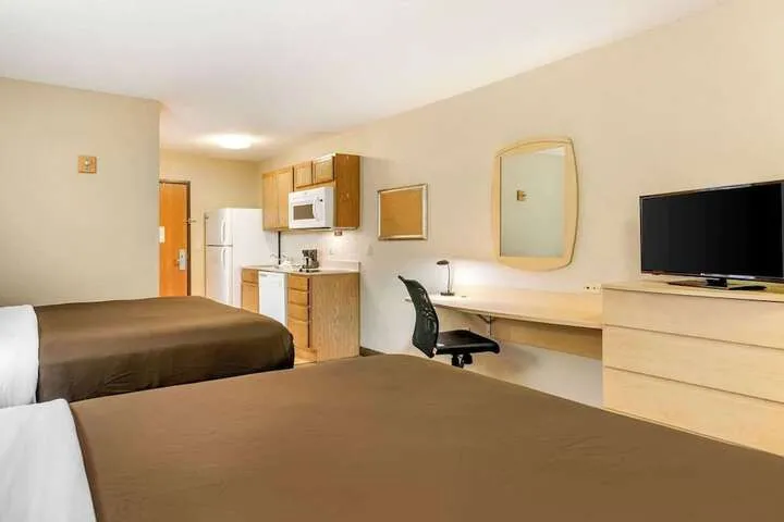 Room 2 of 9