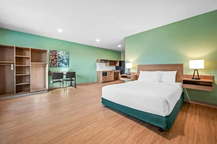 Room 5 of 28