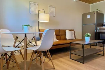 South Shore Suites