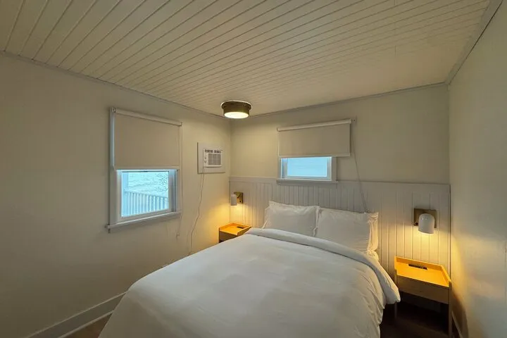 Room 4 of 91