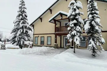 Ravens Nest Hotel