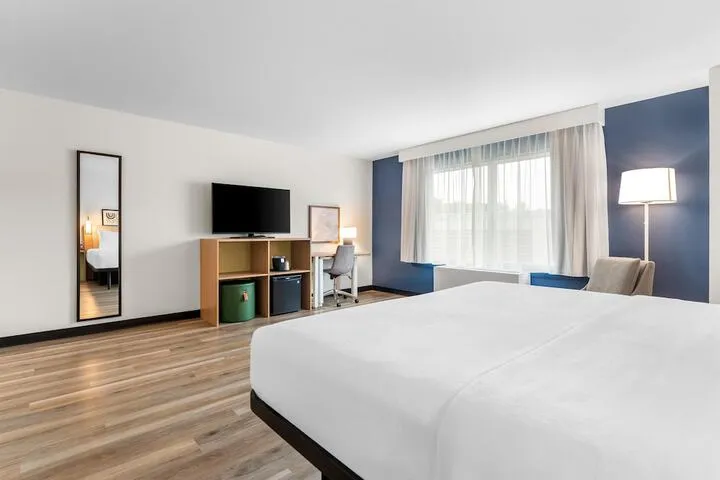 Room 5 of 31