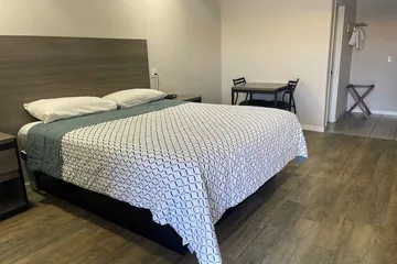Town House Motel