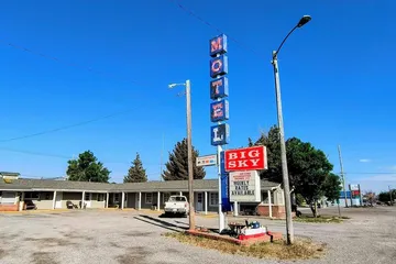 Big Sky Motel